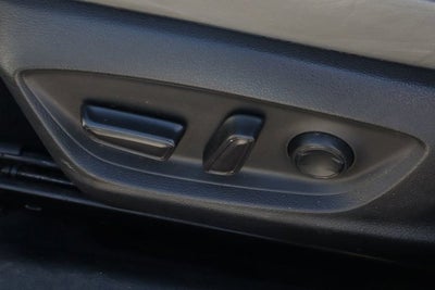 2020 Toyota Avalon Hybrid XSE