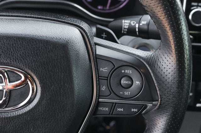 2020 Toyota Avalon Hybrid XSE