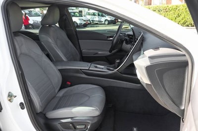 2020 Toyota Avalon Hybrid XSE