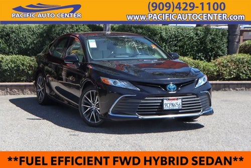 2023 Toyota Camry Hybrid XLE