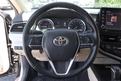2023 Toyota Camry Hybrid XLE