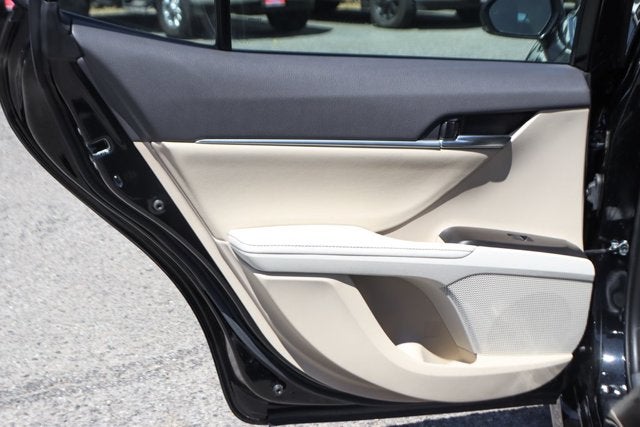 2023 Toyota Camry Hybrid XLE
