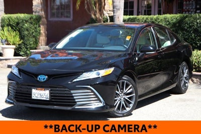 2023 Toyota Camry Hybrid XLE