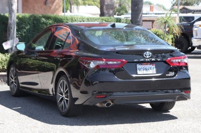 2023 Toyota Camry Hybrid XLE