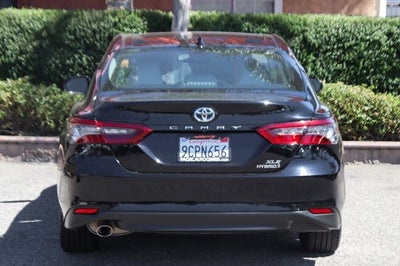 2023 Toyota Camry Hybrid XLE