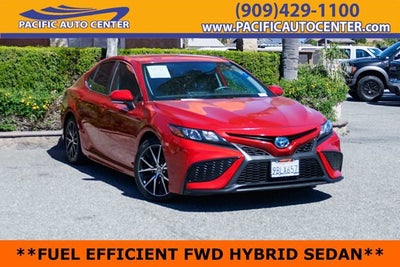 2022 Toyota Camry Hybrid SE