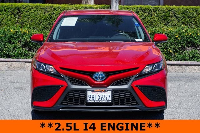 2022 Toyota Camry Hybrid SE