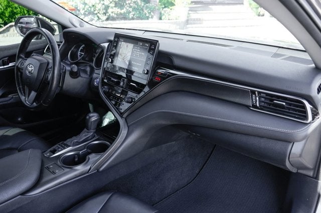 2021 Toyota Camry Hybrid XSE