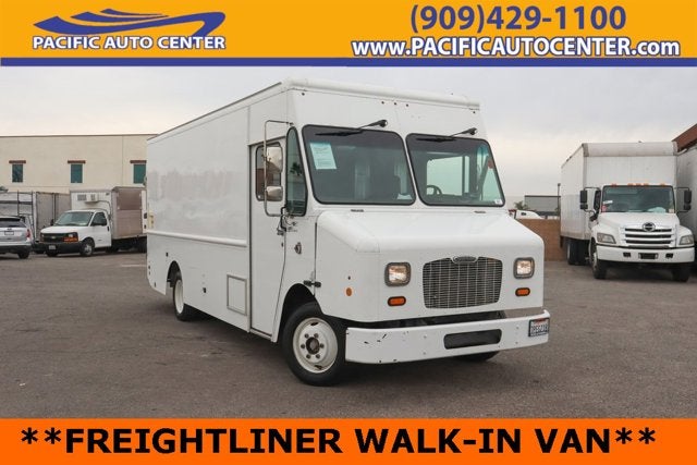 2015 Freightliner M Line Walk-In Van