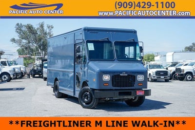 2020 Freightliner M Line Walk-In Base