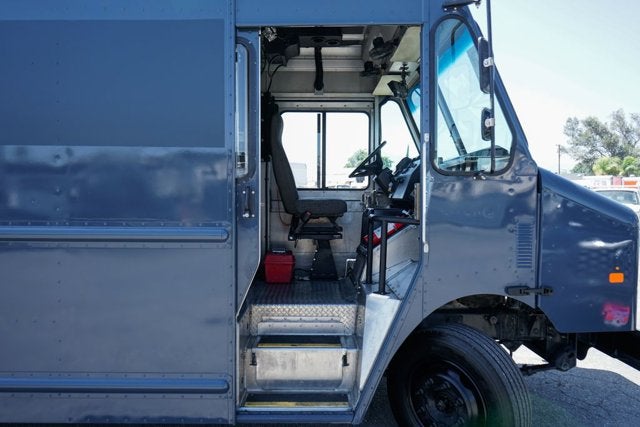 2020 Freightliner M Line Walk-In Base