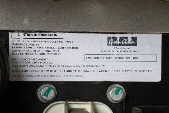 2020 Freightliner Walk in Van M Line