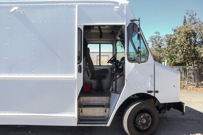 2020 Freightliner M Line Walk-In Van
