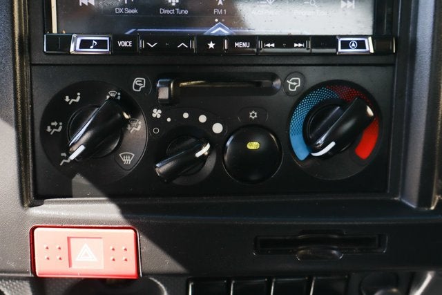2024 Isuzu NPR HD
