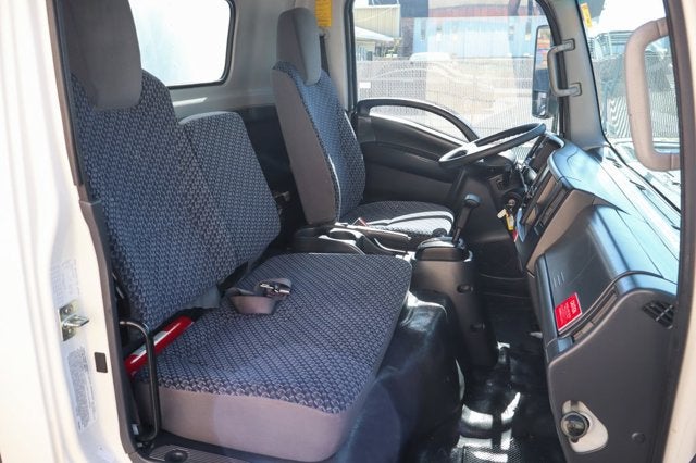 2024 Isuzu NPR HD