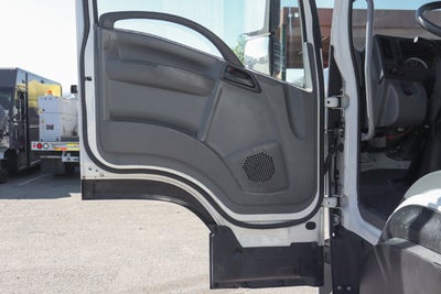 2020 Isuzu FTR Base
