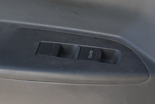 2020 Isuzu FTR Base