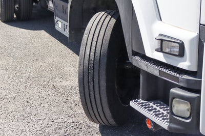 2020 Isuzu FTR Base