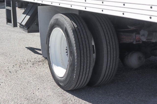 2020 Isuzu FTR Base