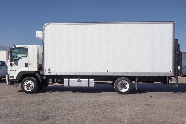 2020 Isuzu FTR Base