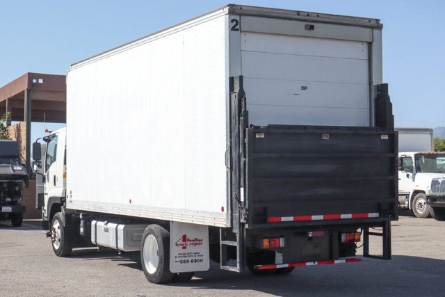 2020 Isuzu FTR Base