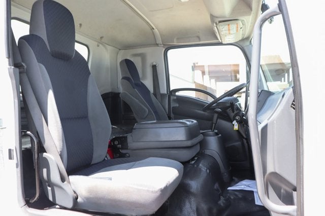 2023 Isuzu FTR Base
