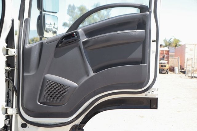 2023 Isuzu FTR Base