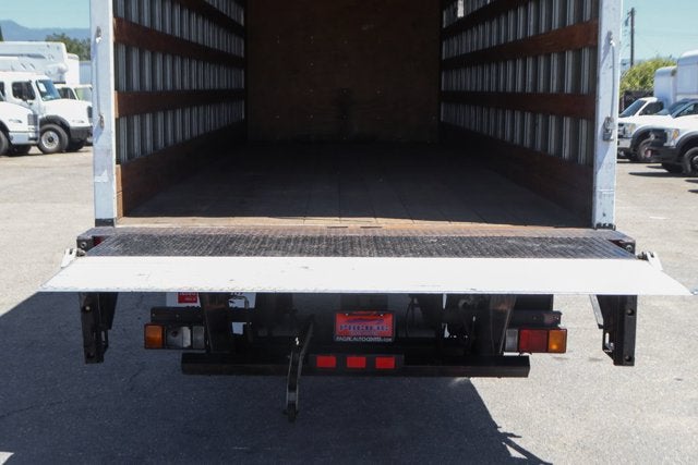 2023 Isuzu FTR Base