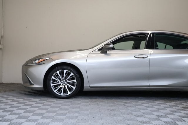 2021 Lexus ES 250