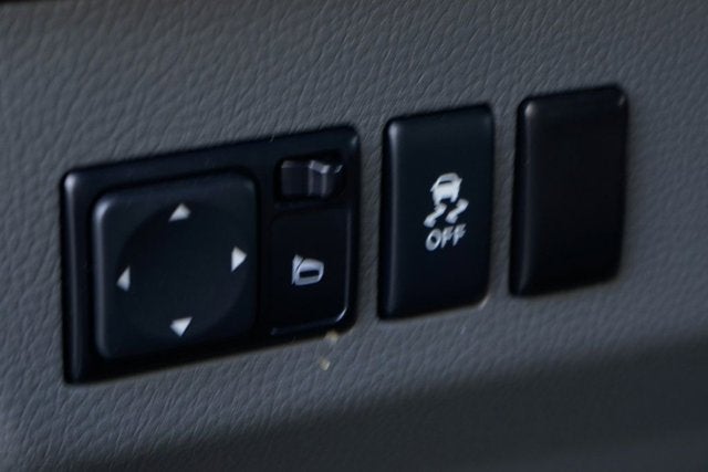 2021 Nissan NV Passenger SL