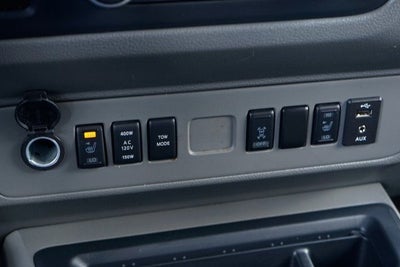 2021 Nissan NV Passenger SL