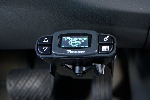 2021 Nissan NV Passenger SL