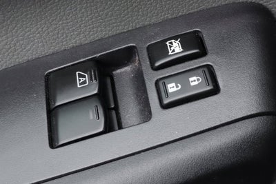 2020 Nissan NV Passenger SL