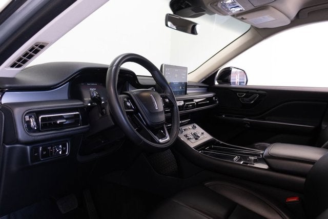 2023 Lincoln Aviator Standard