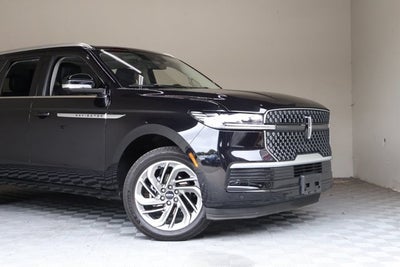 2025 Lincoln Navigator L Reserve