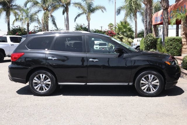 2019 Nissan Pathfinder SL