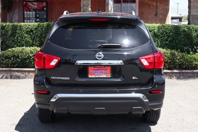 2019 Nissan Pathfinder SL