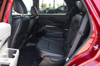 2023 Nissan Pathfinder Rock Creek
