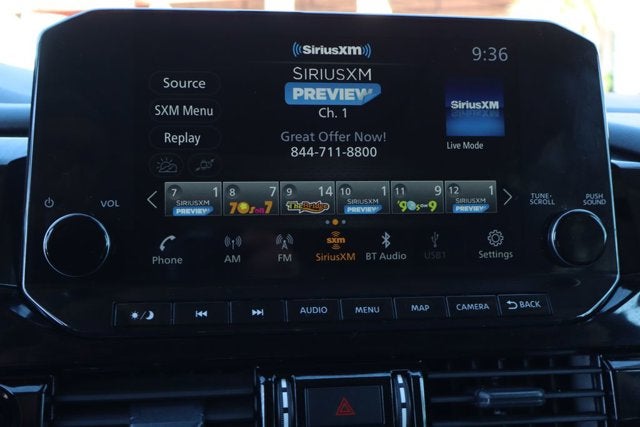 2025 Nissan Pathfinder SL