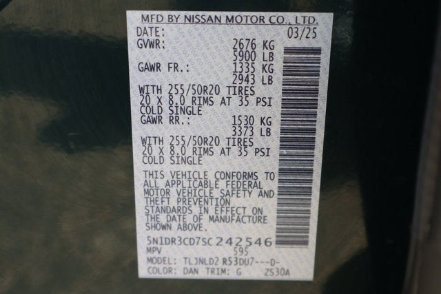 2025 Nissan Pathfinder SL