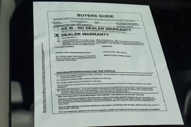 2025 Nissan Pathfinder SL