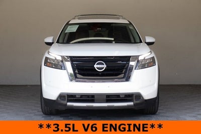 2025 Nissan Pathfinder Platinum