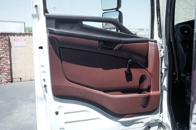 2023 Hino L6 Base