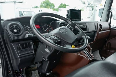 2025 Hino Hino L6 Base