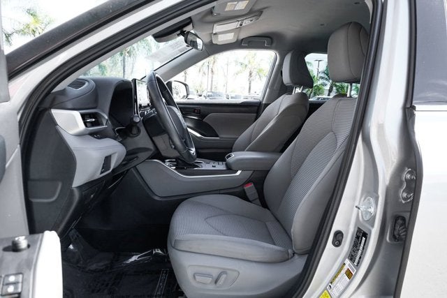 2021 Toyota Highlander Hybrid LE