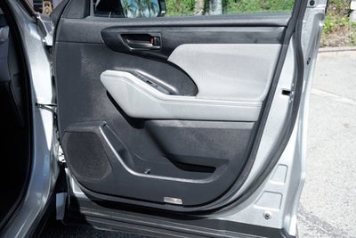 2021 Toyota Highlander Hybrid LE