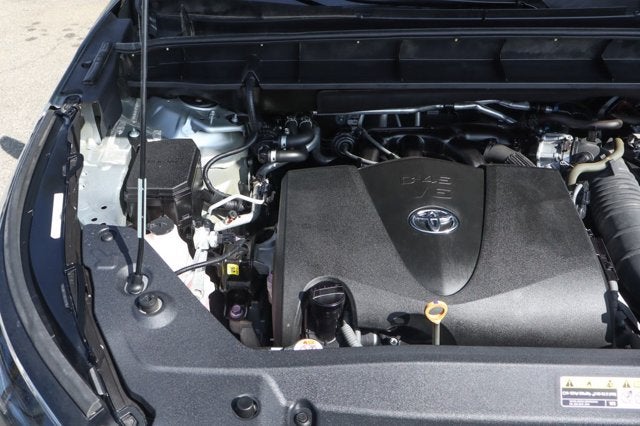 2021 Toyota Highlander L