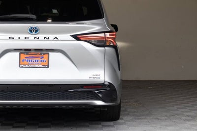 2022 Toyota Sienna XSE
