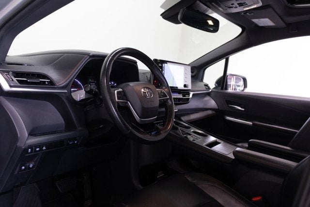 2022 Toyota Sienna XSE