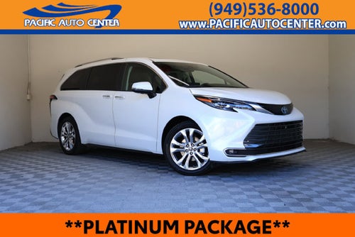 2024 Toyota Sienna Platinum